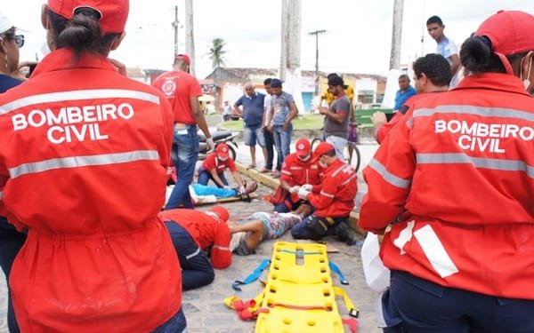 Sextou no Painel de Emprego com vaga para Bombeiro Civil salário R$ 1700,00