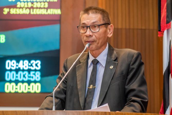 ‘Rachadinha’: ex-deputado tem bens apreendidos e é conduzido à delegacia