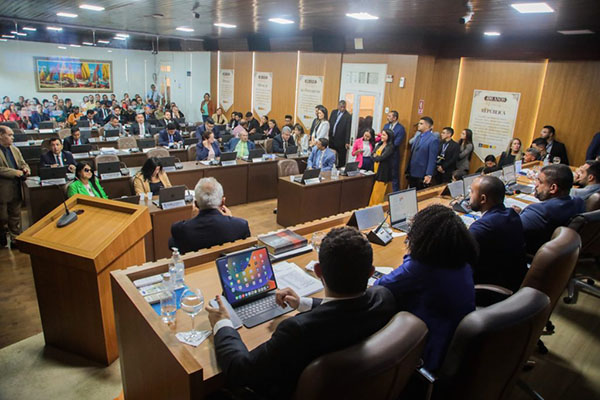 Câmara de Vereadores de São Luís convoca sessão extraordinária para votar orçamento 2025