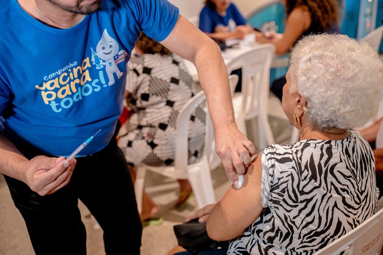 Nova etapa da campanha de multivacinação acontece de quinta a sábado em shoppings da capital