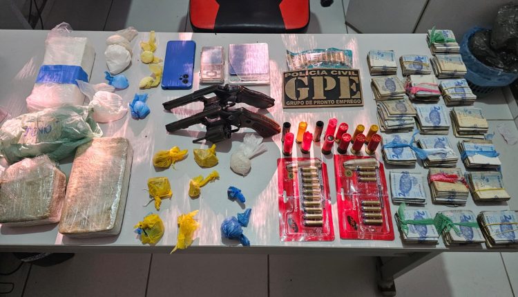 Mulher é presa por tráfico de drogas e posse ilegal de armas em Codó