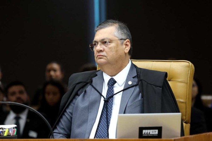 Flávio Dino critica supersalários no Judiciário e nega auxílio retroativo