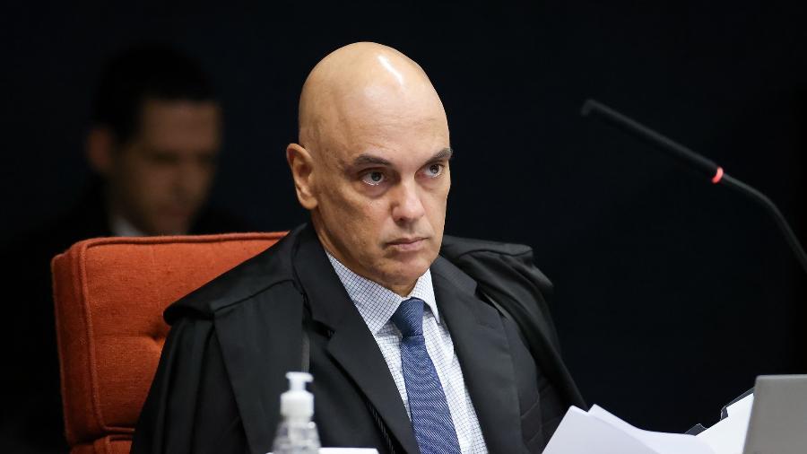 Alexandre de Moraes manda rede social X pagar multa de R$ 8,1 milhões