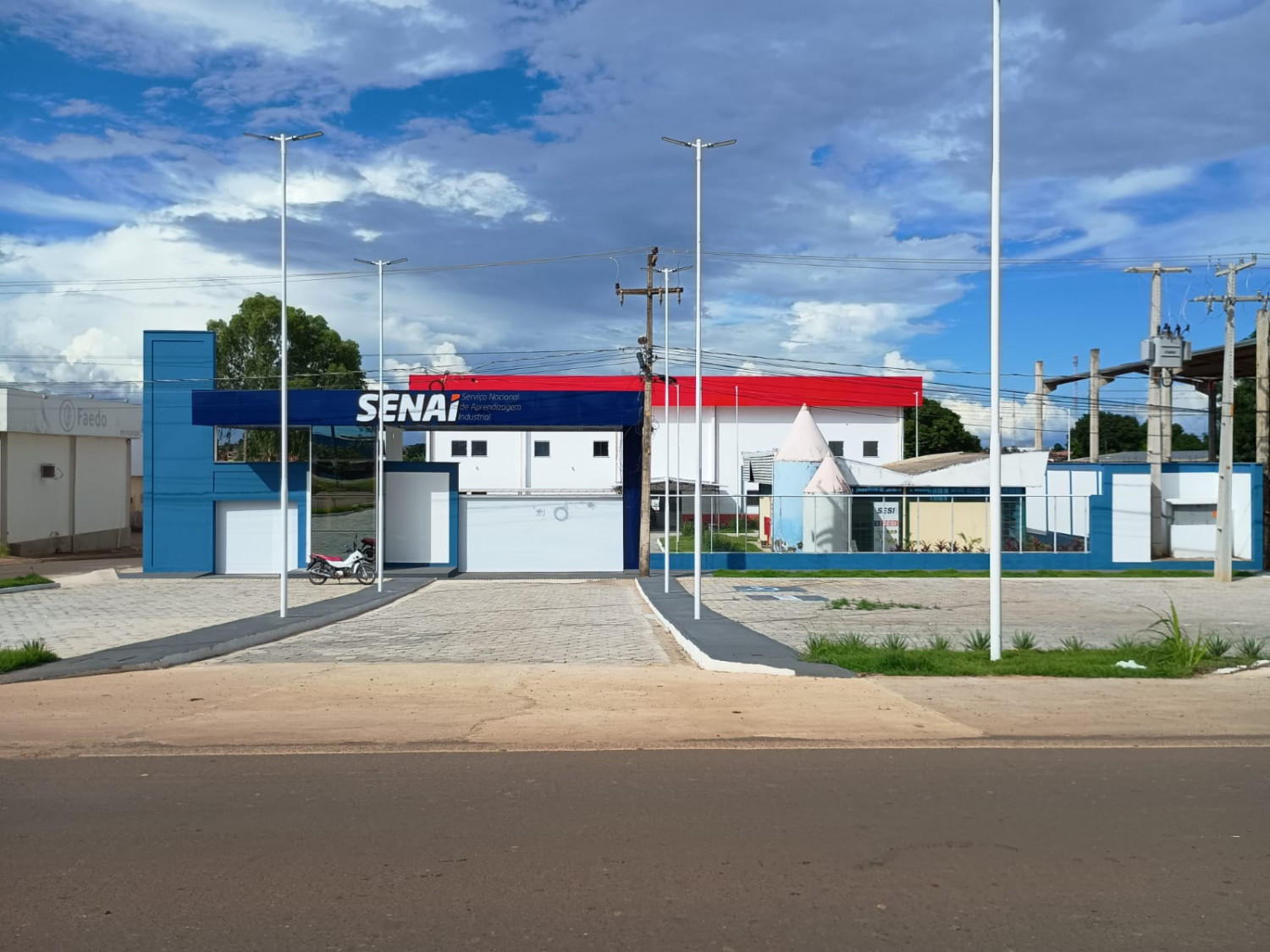 Seletivo do Senai-MA oferta vagas de níveis médio e superior com salários de até R$5 mil