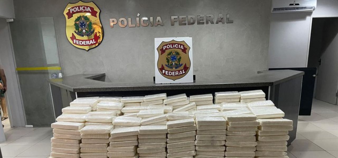 PF apreende cerca de uma tonelada de cocaína e prende quatro pessoas em Ribamar