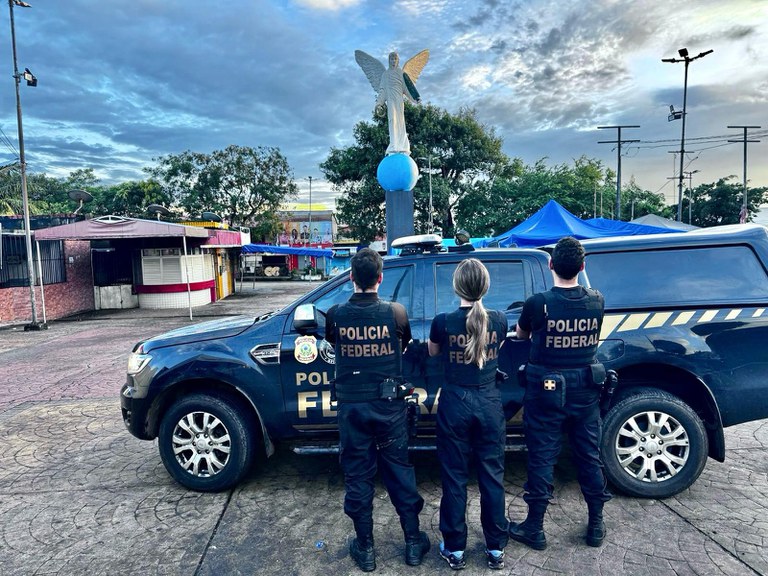 PF investiga servidores públicos que usaram dados de pessoas mortas para fraudar benefícios sociais