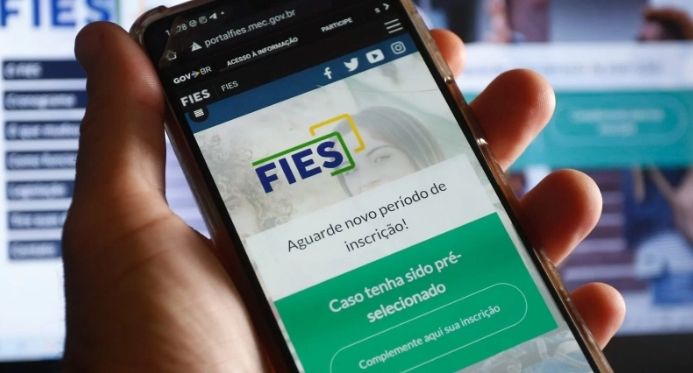 Caixa prorroga prazo para aditamento do Novo Fies do primeiro semestre de 2025