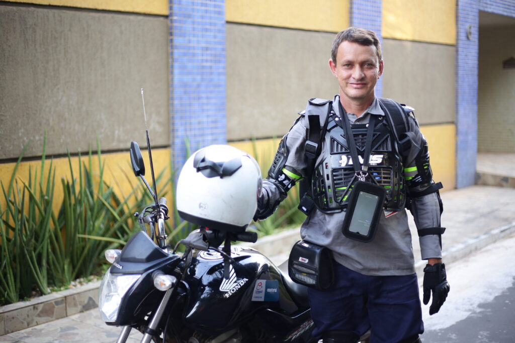 Empresa do setor elétrico abre seletivo para Agente Comercial Motociclista