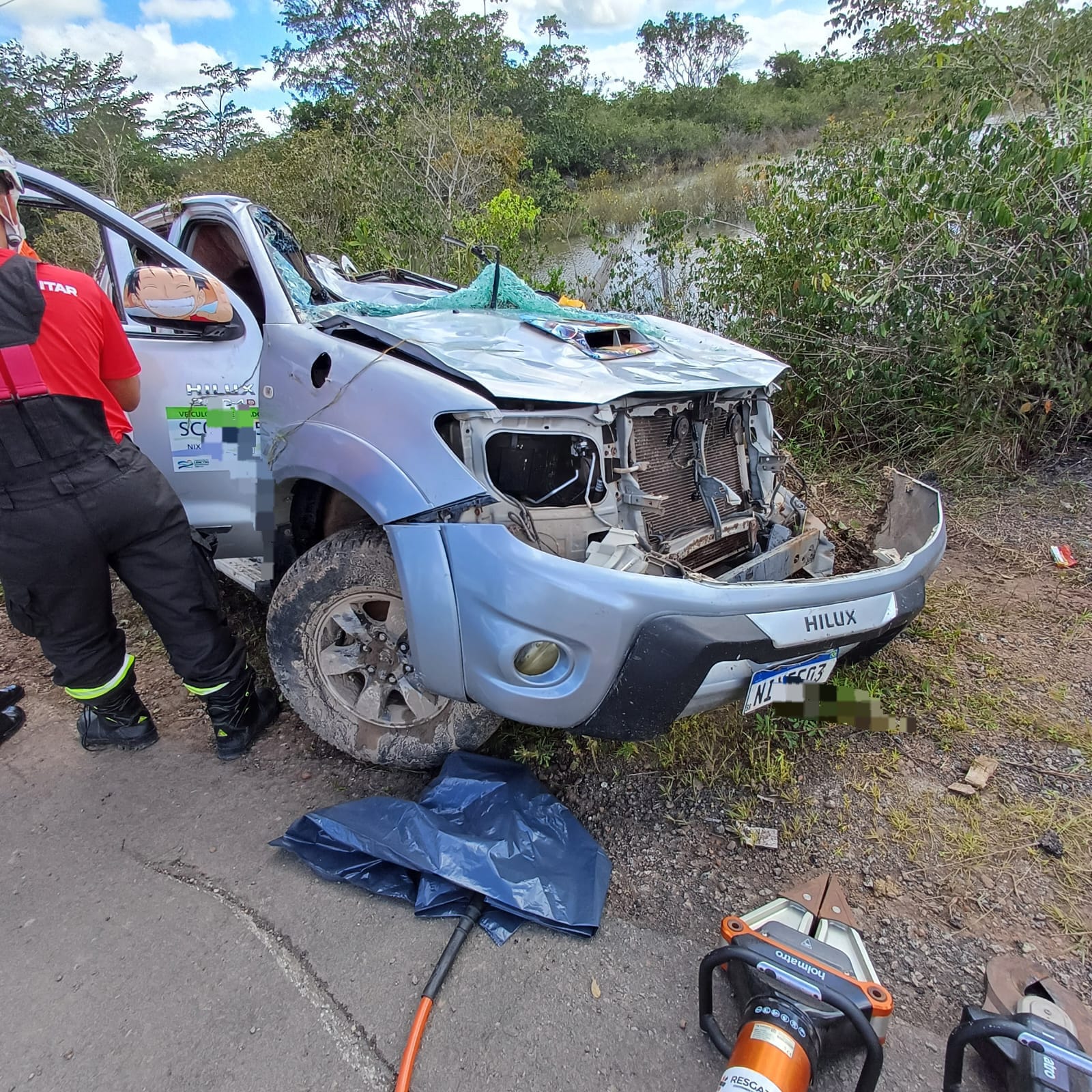 Três pessoas morrem em capotamento na BR-402, próximo a Humberto de Campos