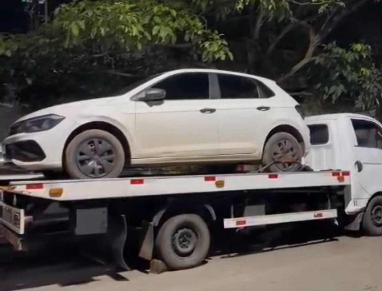 Motorista de aplicativo tem o carro roubado por criminosos no Residencial Amendoeiras