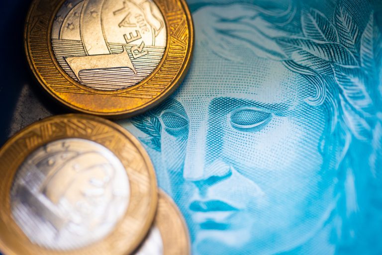 Deputados apresentam 18 projetos para suspender aumento do IOF promovido pelo governo