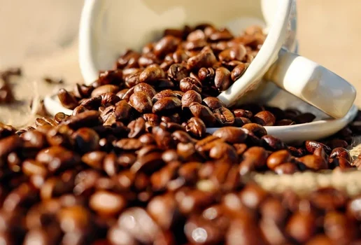 Consumo de café cai mais de 5% no Brasil no início de 2025, aponta Abic
