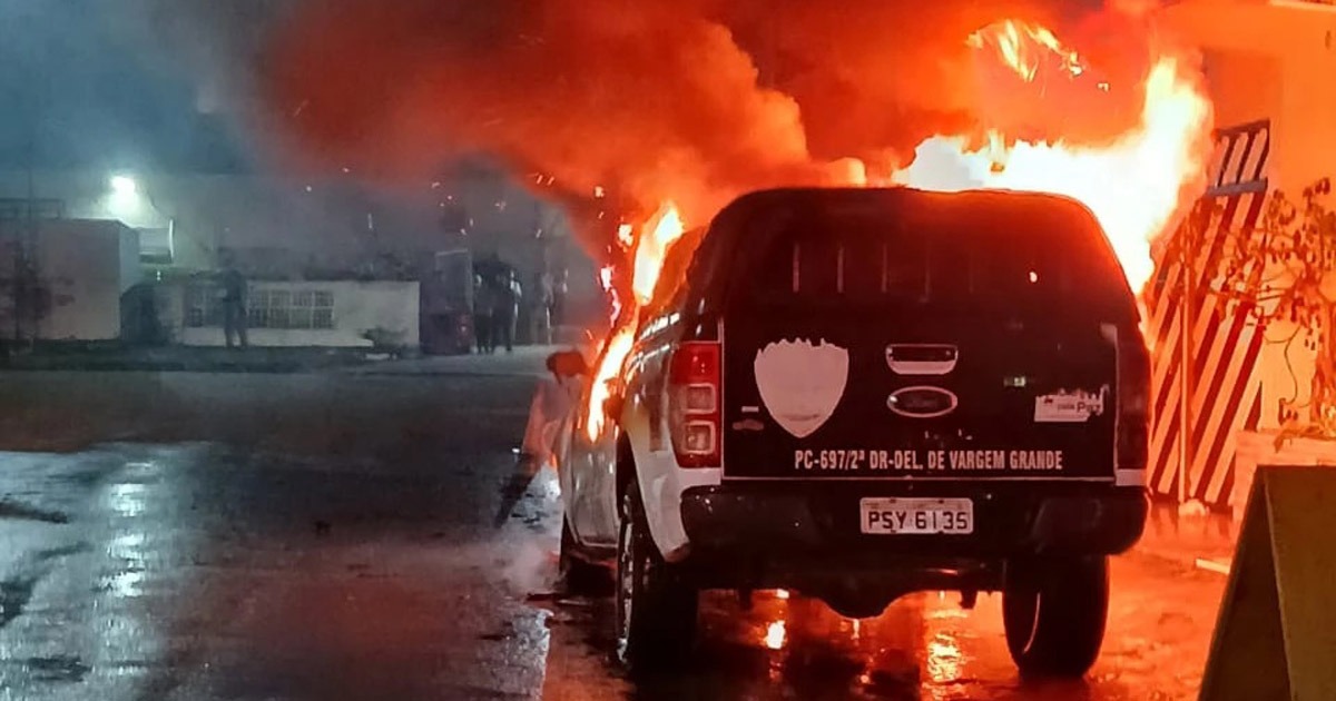 Adolescente é apreendido por envolvimento em incêndio a viatura da Polícia em Itapecuru