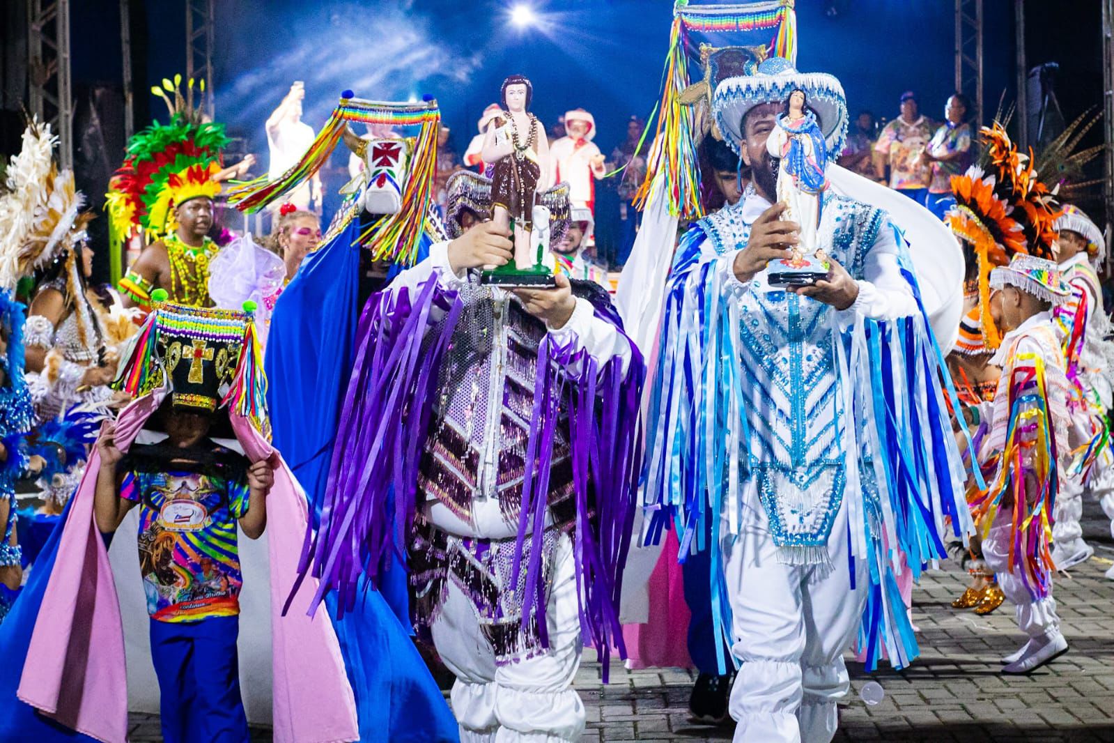 Boi Brilho da Terra realiza batizado neste sábado (7) na Cohab