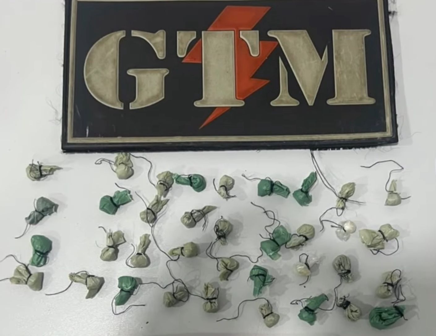 Homem é preso com 36 porções de crack no João de Deus