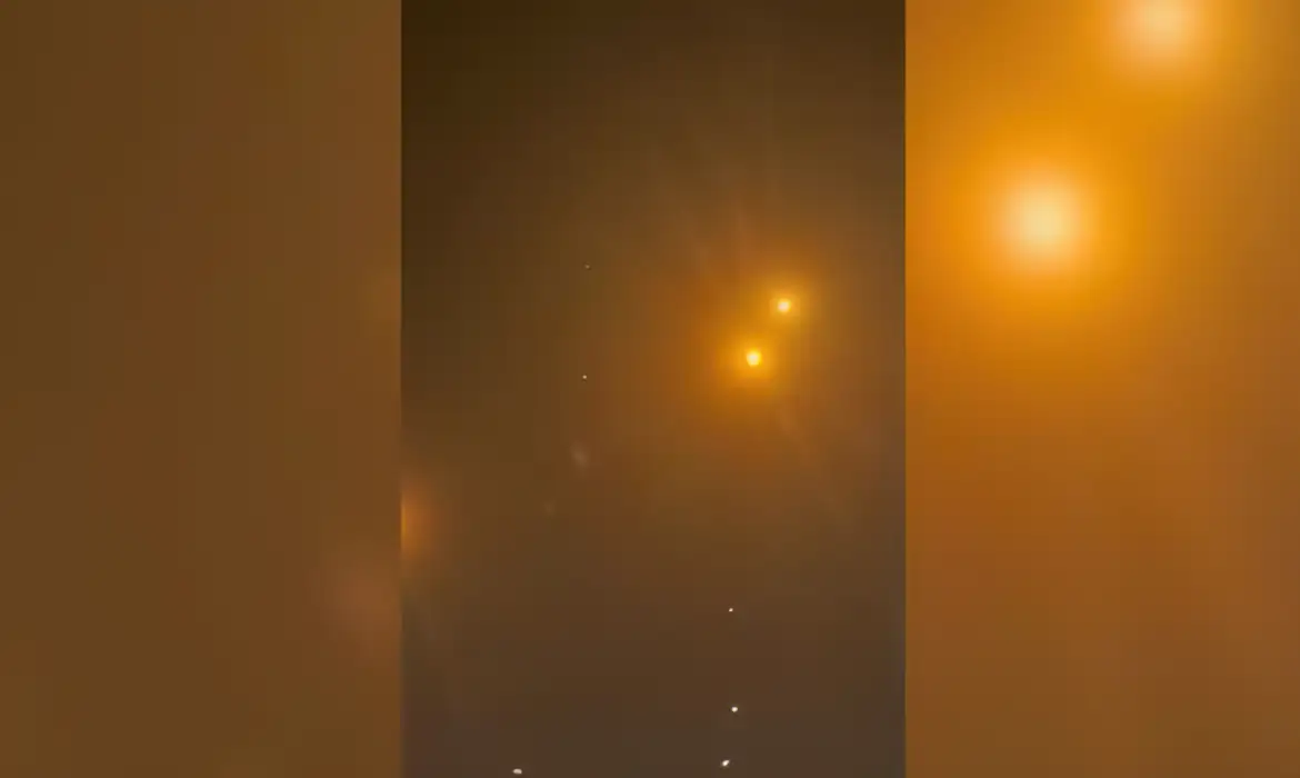 Irã ataca base dos EUA no Catar em retaliação a bombardeios