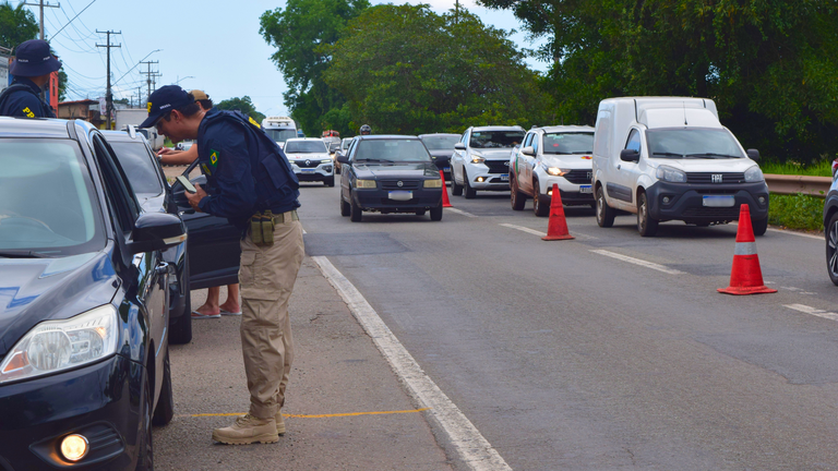 PRF intensifica fiscalização nas rodovias do Maranhão durante feriado de Corpus Christi