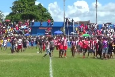 Árbitro é agredido durante campeonato de futebol no bairro São Bernardo