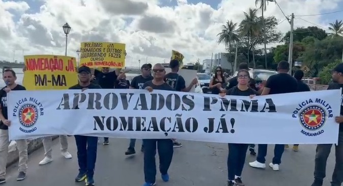 Aprovados da Polícia Militar realizam manifestação em busca de respostas por nomeação