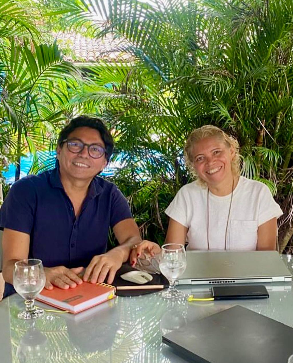 Nicácio e Nádia Nicácio , sócios da Dupla Criação, que estão promovendo a Mostra Foto: reprodução 