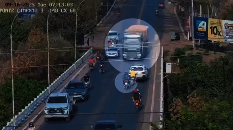 Carreta perde freio em Grajaú, mas motorista evita tragédia