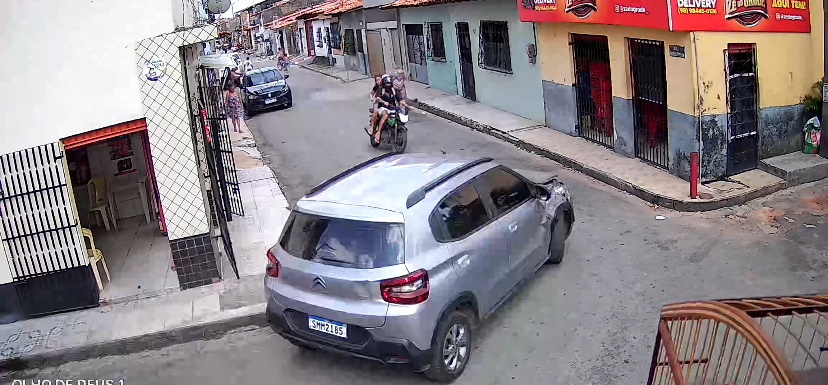 Colisão entre veículos deixa dois feridos em São Luís