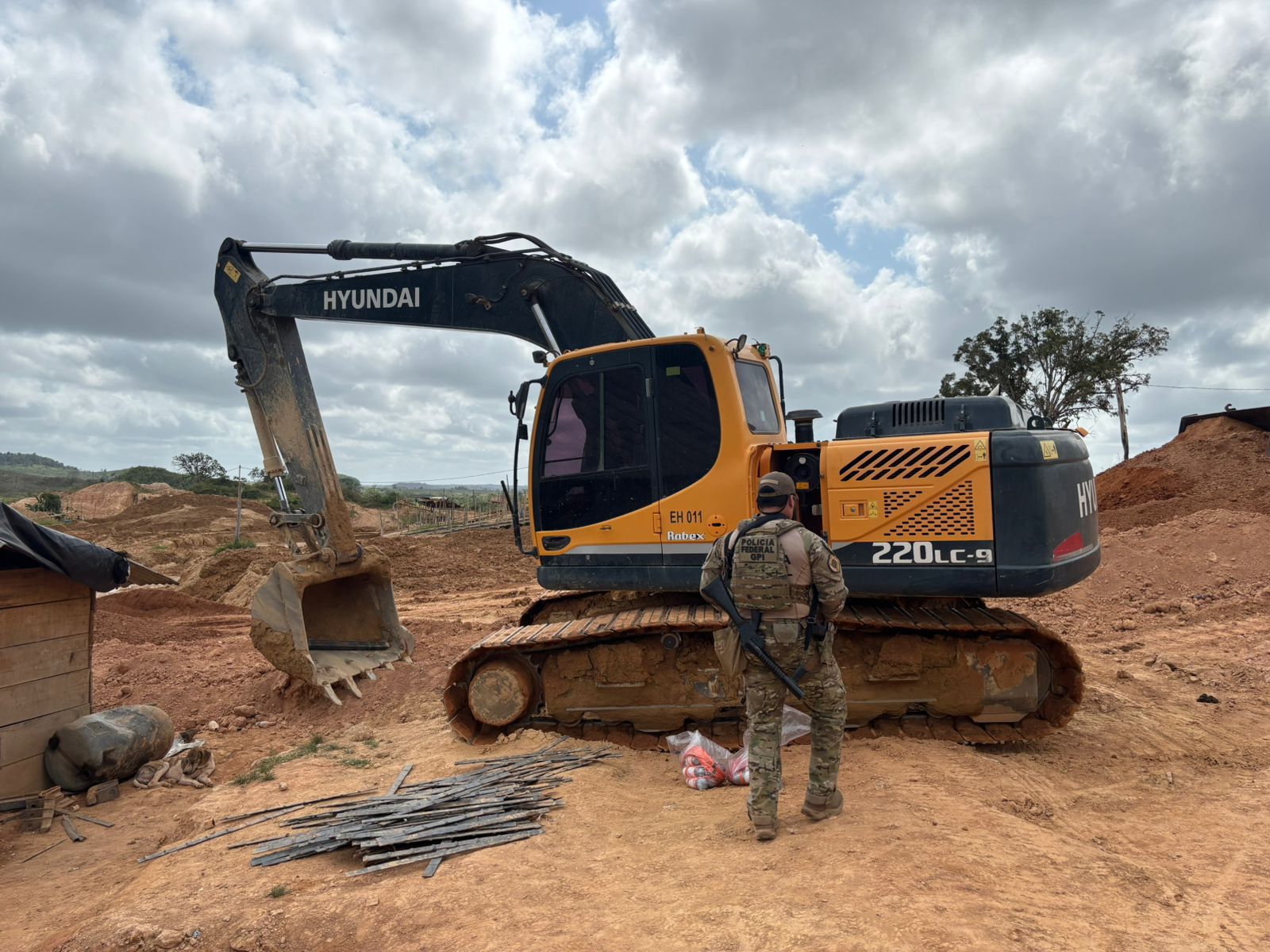 Polícia Federal apreende máquinas utilizadas para garimpo ilegal de ouro em Centro Novo do Maranhão