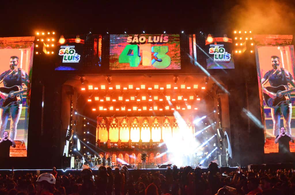 No dia do aniversário de São Luís público lota Cidade da Alegria para aplaudir Gusttavo Lima, Os Caras do Arrocha e Danilo e Davi