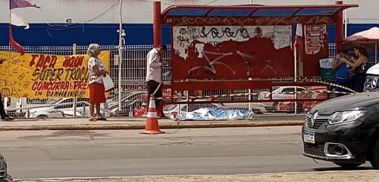 Idoso morre em parada de ônibus após mal-súbito, em Ribamar