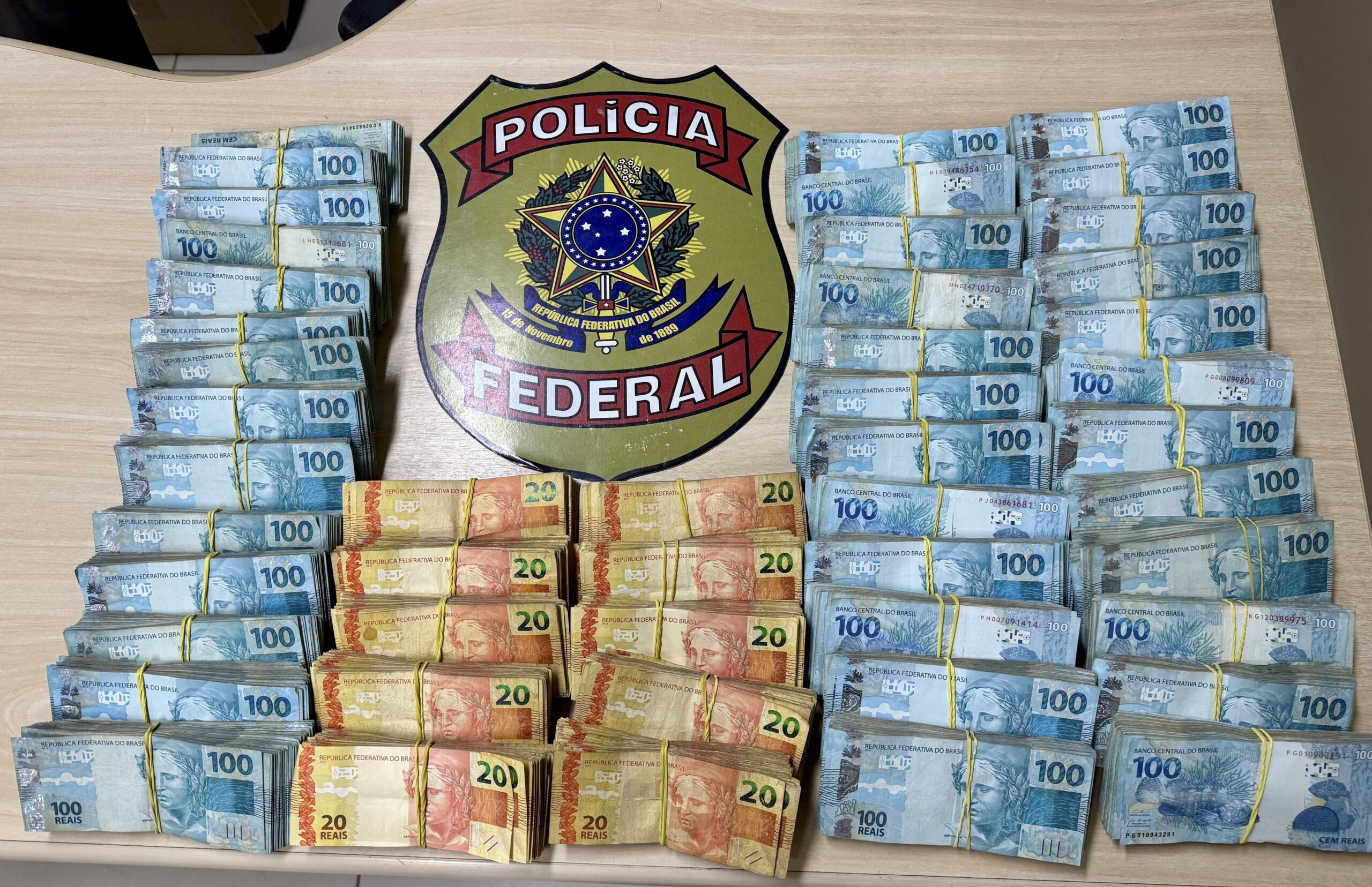 PF prende três suspeitos por suposta participação em esquema de corrupção