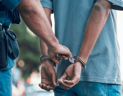 Réu pega 23 anos de prisão por matar homem amarrado a poste