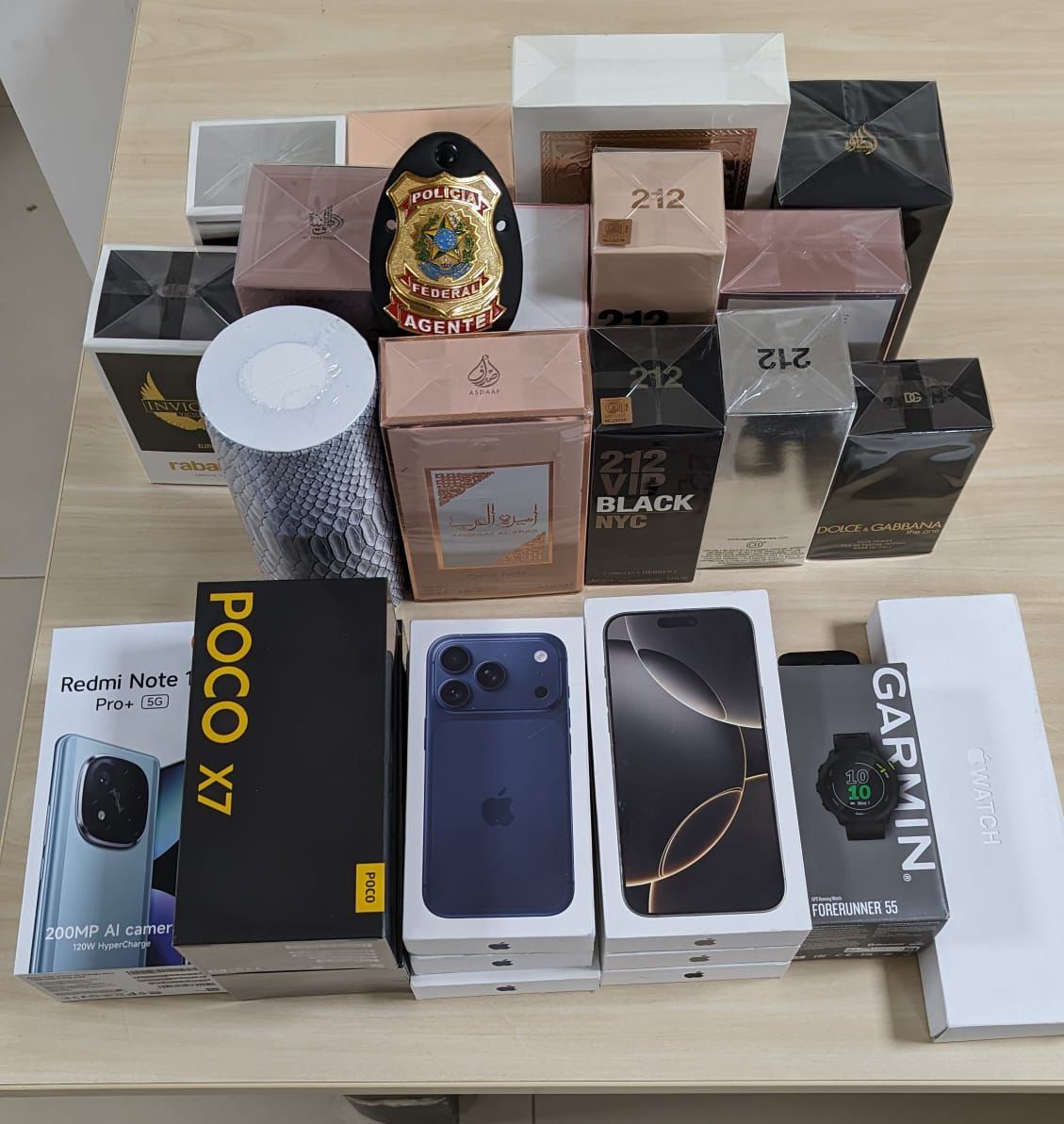 PF apreende eletrônicos e perfumes trazidos do Paraguai no aeroporto de Imperatriz