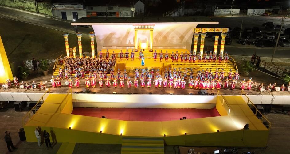 Ópera Para Todos: espetáculo encenado por crianças da rede pública de ensino acontece na Praça Maria Aragão 