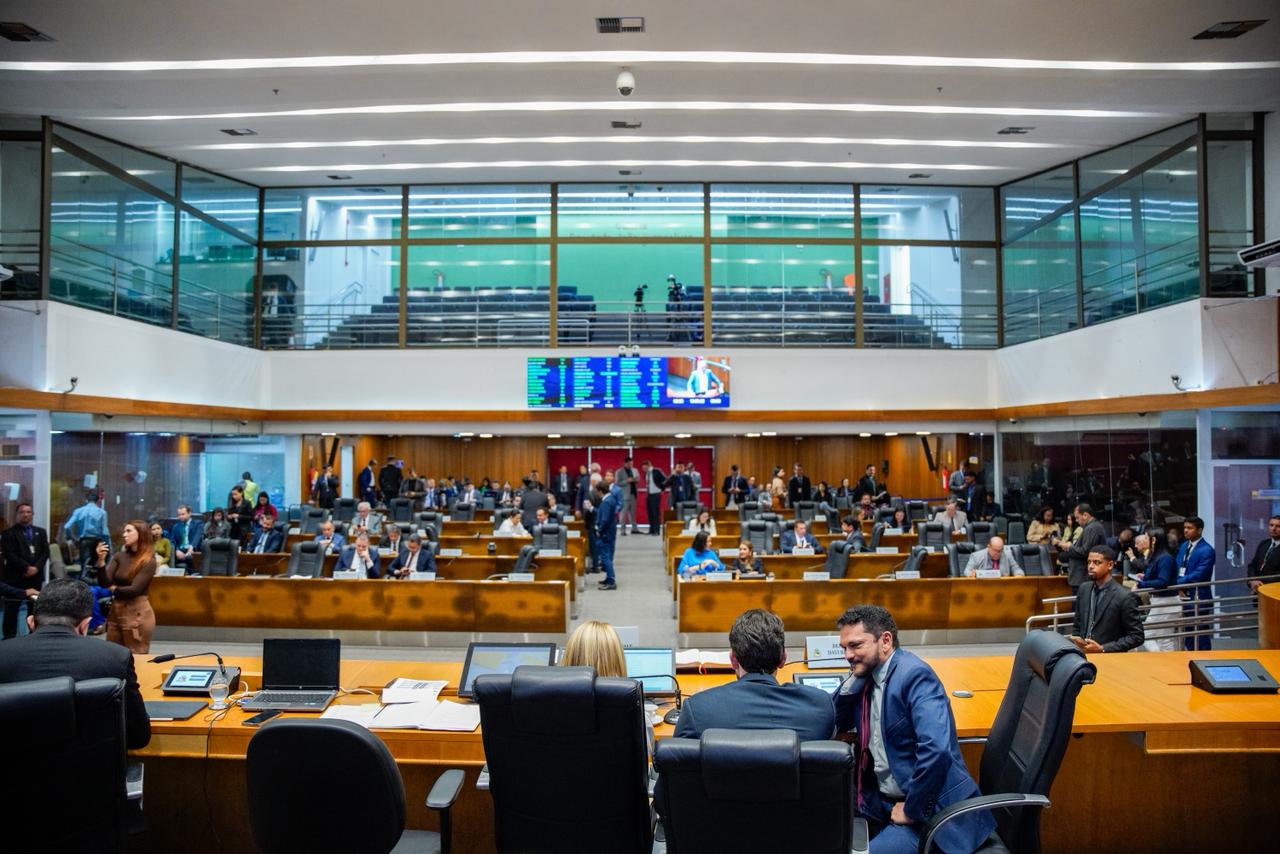 Alema aprova isenção total para primeira CNH