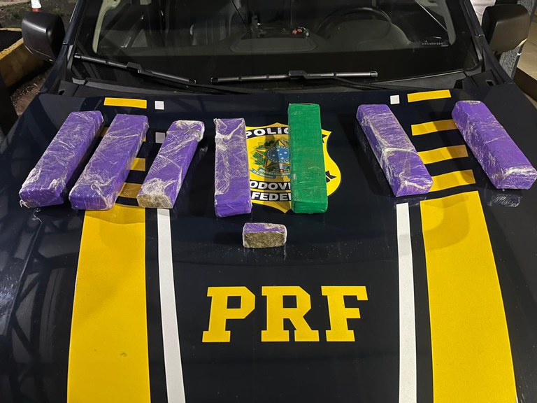 Homem é preso ao ser flagrado com maconha em ônibus que seguia de São Paulo para São Luís