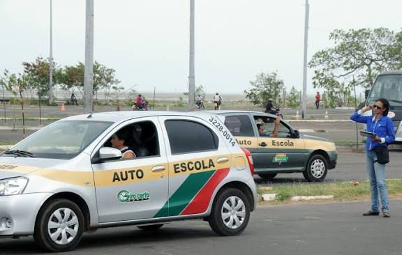 Nova regra para emissão de CNH divide opiniões entre futuros condutores, autoescolas e especialistas no MA