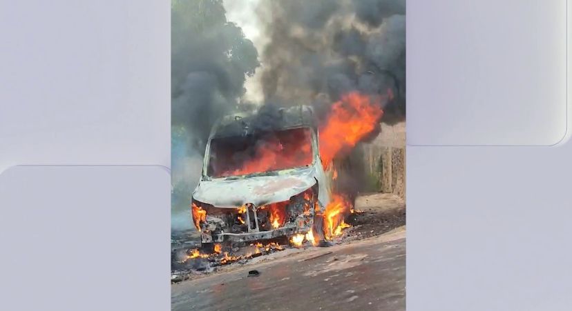 Vídeo: ambulância de Coelho Neto pega fogo após retornar de Caxias