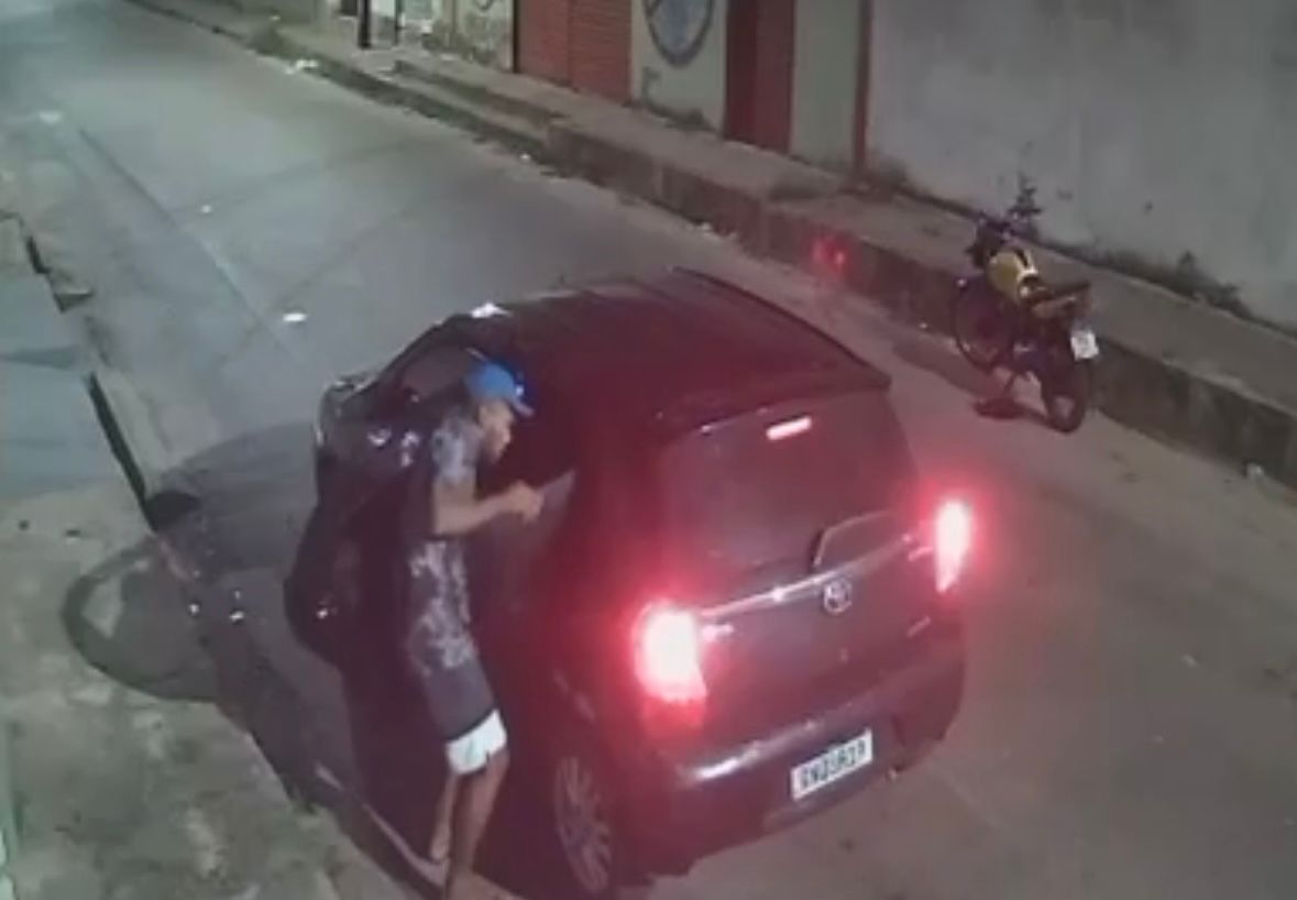 Vídeo: criminosos invadem residência, fazem moradores de reféns e roubam imóvel no Planalto Anil I