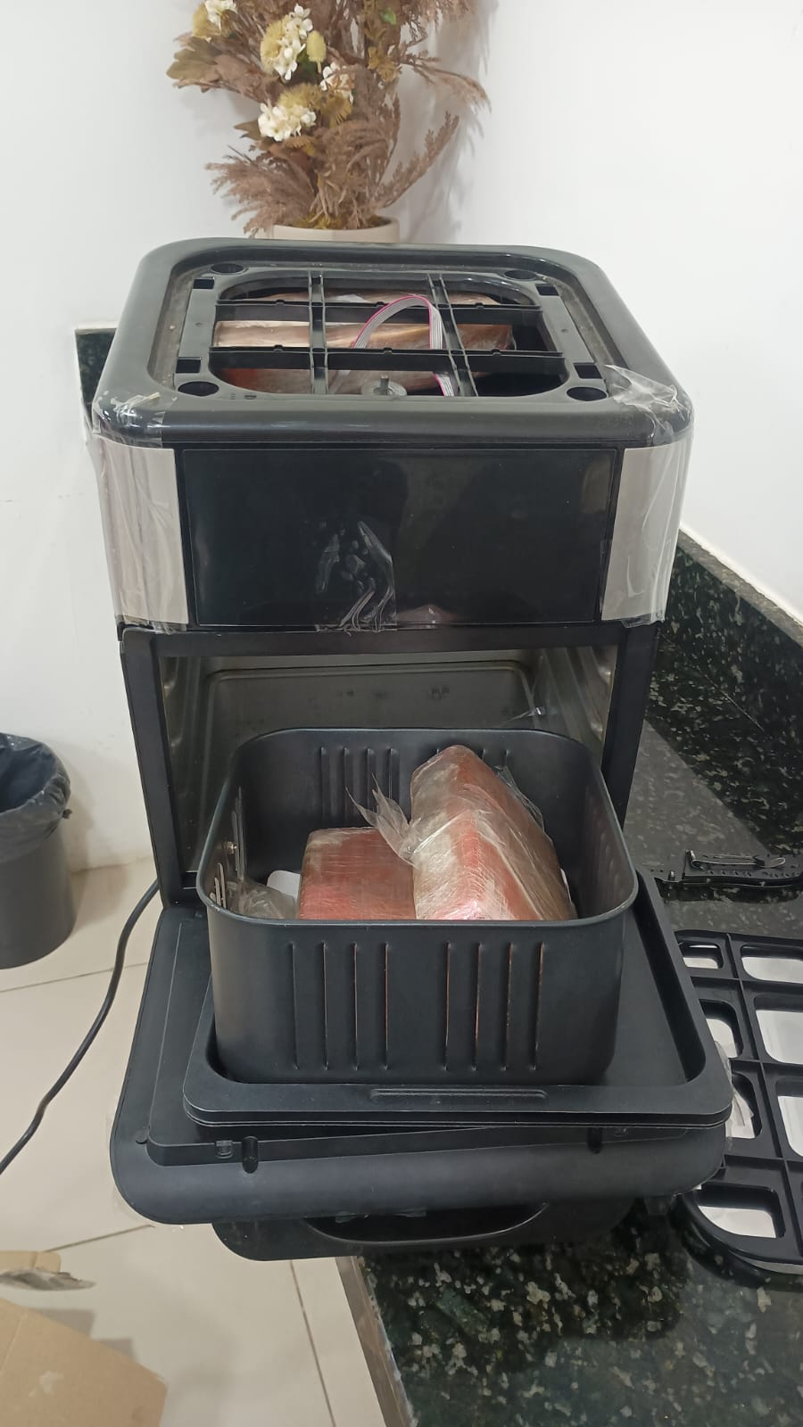 Mulher é presa na rodoviária com 3kg de cocaína dentro de um eletrodoméstico