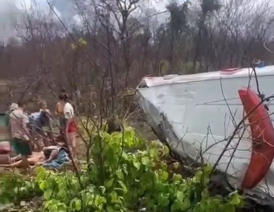 Ambulância de Araioses sofre acidente após deixar pacientes em Parnaíba no Piauí