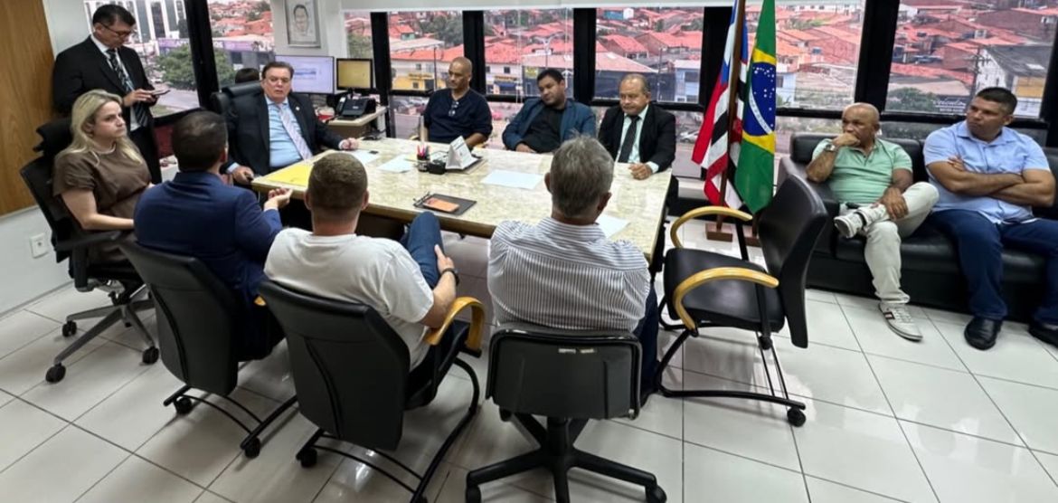 Reunião de conciliação no TRT termina sem solução de impasse na empresa 1001