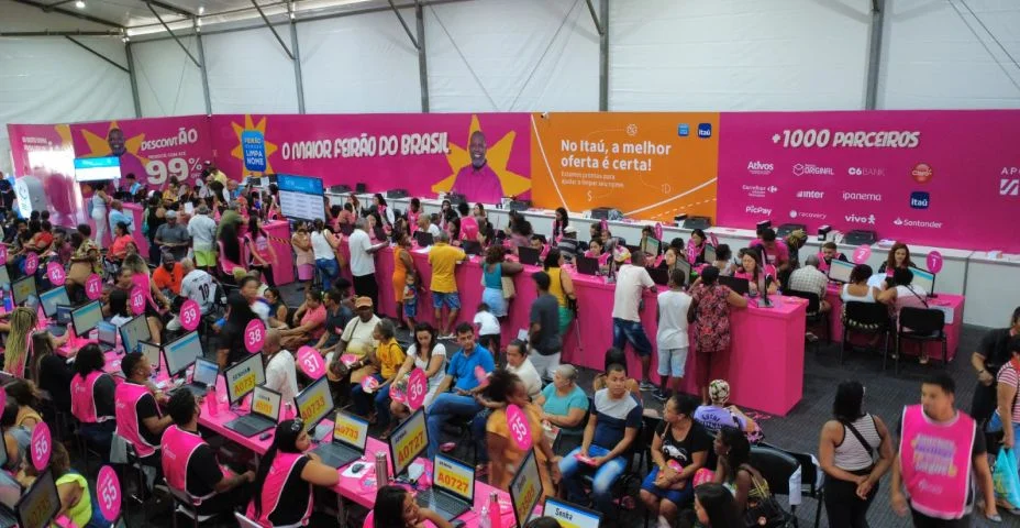 Feirão de negociação de dívidas começa nesta segunda-feira (23) com descontos de até 99%