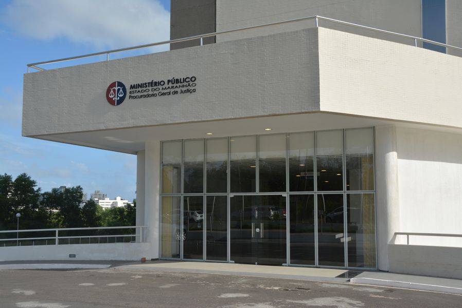 MPT pede reajuste de 6% no salário e ticket de rodoviários em busca de cessar greve