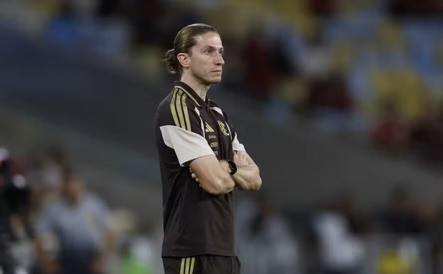 Flamengo demite Filipe Luís logo após classificação com vitória por 8 a 0