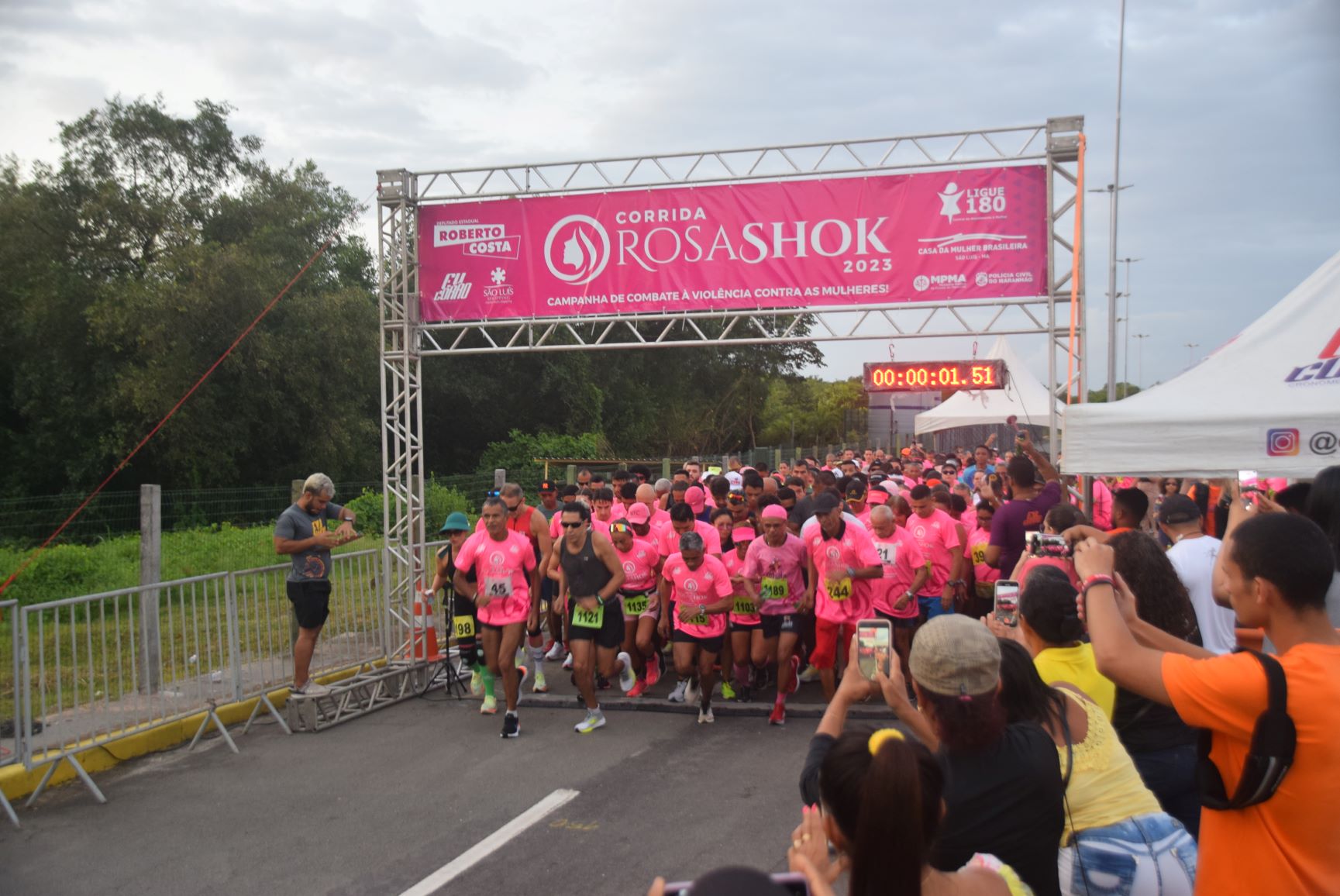 Dia Internacional da Mulher: Corrida Rosa Shok Por Elas reúne cerca de 5 mil pessoas neste domingo