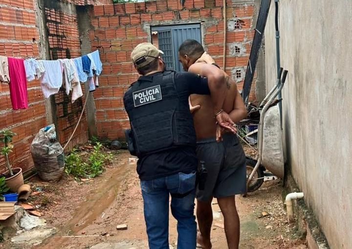 Foi pelo ralo: suspeitos tentam descartar drogas no esgoto durante operação em João Lisboa