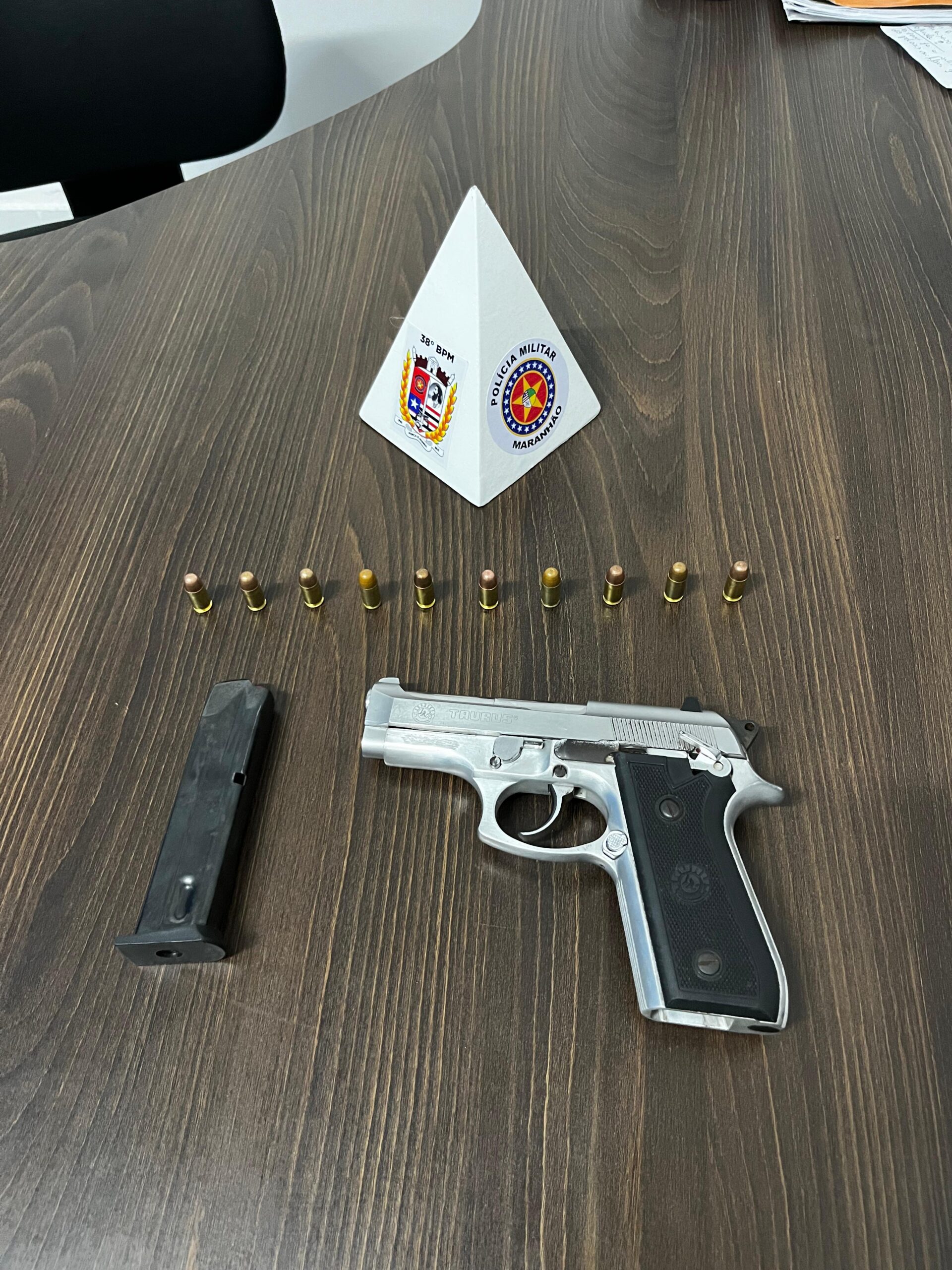 Policial de folga evita possível feminicídio e apreende arma no bairro Retiro Natal, em São Luís