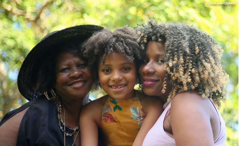 Lares chefiados por mulheres negras atingem menor índice de fome da história