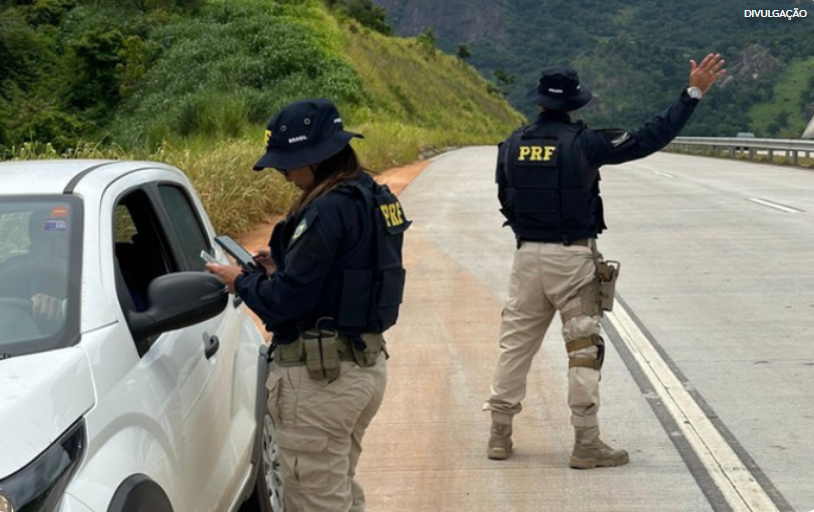 Mais de 300 mandados de prisão por violência contra mulheres são cumpridos pela PRF