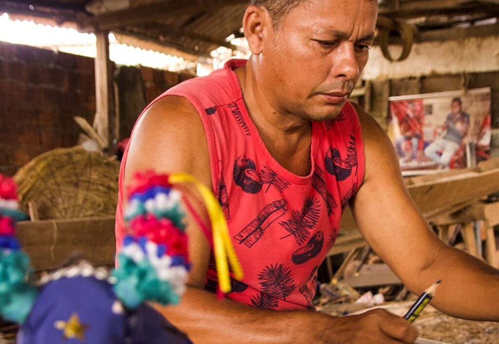 Oficina “Miniatura de Boi”